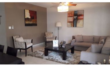 SE VENDE CASA 4 REC EN VILLAS DEL GOLF