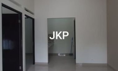 RUMAH BARU MURAH FREE BIAYA SIAP HUNI ASRI DAN NYAMAN LOKASI STRATEGIS DI JATILUHUR JATIASIH BEKASI