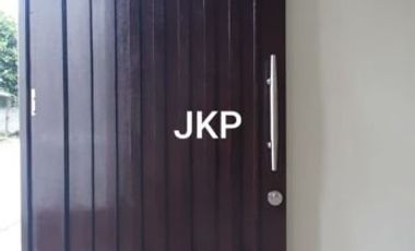 RUMAH BARU MURAH FREE BIAYA SIAP HUNI ASRI DAN NYAMAN LOKASI STRATEGIS DI JATILUHUR JATIASIH BEKASI