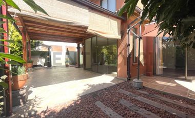 OPORTUNIDAD ÚNICA - CASA ESTILO CHILENA EN SANTA ELENA CHICUREO NORTE