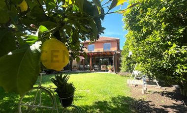 OPORTUNIDAD ÚNICA - CASA ESTILO CHILENA EN SANTA ELENA CHICUREO NORTE