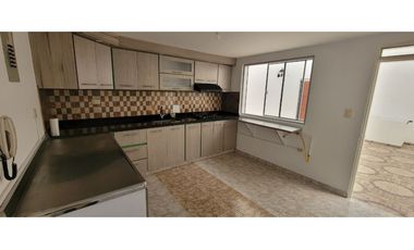 SE VENDE EXCELENTE CASA EN VILLAMARIA, CALDAS