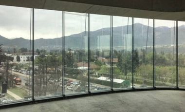 Arriendo gran e iluminada oficina con Leed Gold