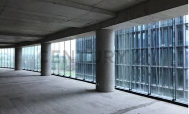 Arriendo gran e iluminada oficina con Leed Gold