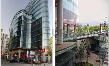 Arriendo gran e iluminada oficina con Leed Gold