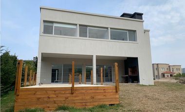 CASA EN VENTA COSTA ESMERALDA - GOLF II 332