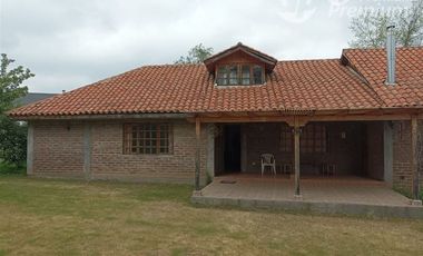 Casa en parcela en arriendo de 6 dormitorios en Mostazal