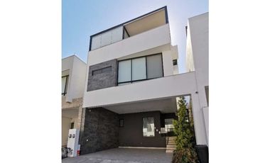 Espectacular Casa en Venta Cumbres Elite Premier Amueblada en García