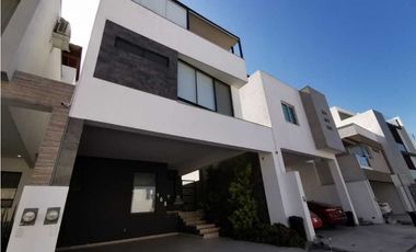 Espectacular Casa en Venta Cumbres Elite Premier Amueblada en García