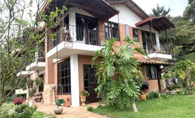 Venta Casa Campestre en El Retiro, Antioquia | Unidad cerrada