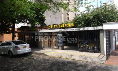 casa-local en arriendo en la riviera. Cod A2354