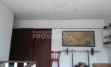 casa-local en arriendo en la riviera. Cod A2354