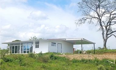 SE VENDE  CASA  CAMPESTRE EN   PEREIRA, RISARALDA, COLOMBIA