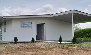 SE VENDE  CASA  CAMPESTRE EN   PEREIRA, RISARALDA, COLOMBIA