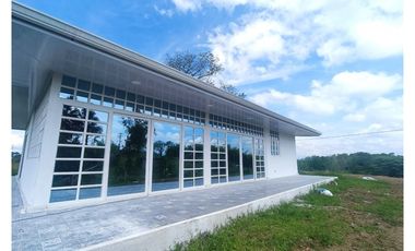 SE VENDE  CASA  CAMPESTRE EN   PEREIRA, RISARALDA, COLOMBIA