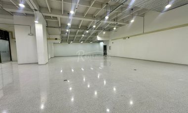 local en arriendo en la salle. Cod A775956