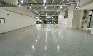 local en arriendo en la salle. Cod A775956