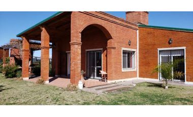 Hermosa Casa en Andino con Piscina