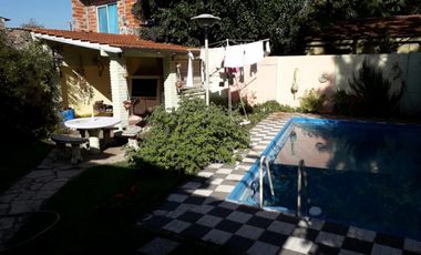 Chalet 4 ambientes sobre 2 lotes, Ranelagh.