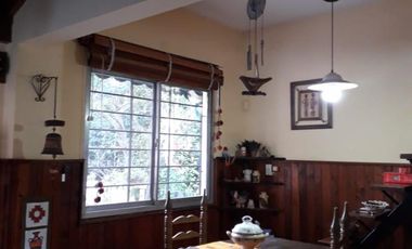 Chalet 4 ambientes sobre 2 lotes, Ranelagh.