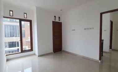 TABUNGAN MASA TUA!! Rumah mewah strategis shm bns kota batu