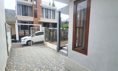 TABUNGAN MASA TUA!! Rumah mewah strategis shm bns kota batu