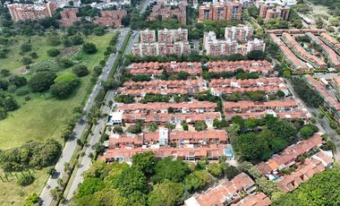 casa en arriendo en el ingenio. Cod A9763841