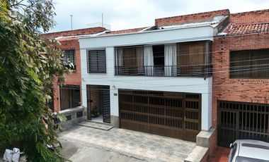 casa en arriendo en el ingenio. Cod A9763841