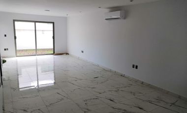 Residencia nueva de 4 recamaras en Fracc. Lomas Residencial. Equipada