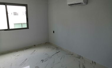 Residencia nueva de 4 recamaras en Fracc. Lomas Residencial. Equipada