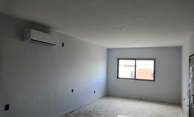 Residencia nueva de 4 recamaras en Fracc. Lomas Residencial. Equipada