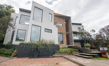 casa en venta en vereda el hato. Cod V11916