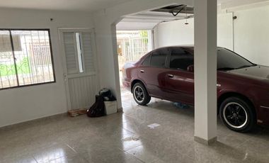 casa en venta en centenario. Cod V104251