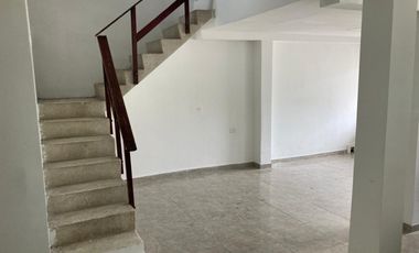 casa en venta en centenario. Cod V104251