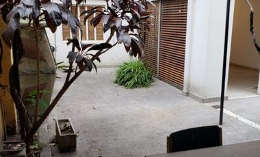 Casa PH en venta en Lanus Oeste