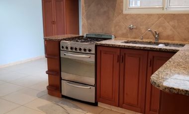 Casa PH en venta en Lanus Oeste