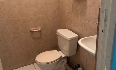 Venta  local comercial CCNU cerca de la plataforma centro norte Quito