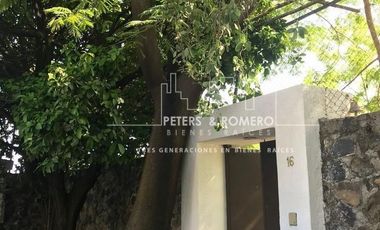 Terreno en Venta en Fraccionamiento Burgos, Cuernavaca