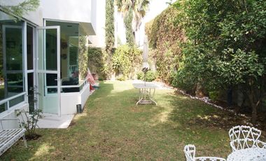 HERMOSA RESIDENCIA EN JARDINES DE ZAVALETA