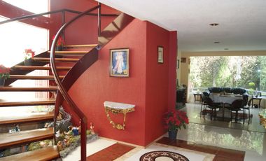 HERMOSA RESIDENCIA EN JARDINES DE ZAVALETA