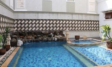 For Rent 4BR Luxury Furnished Townhouse at Cilandak