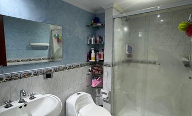 apartamento en venta en pinares. Cod V20885