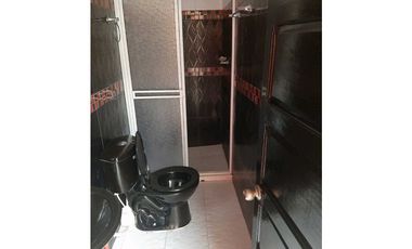 VENDO CASA 98MTS, LAS MARGARITAS, SOLEDAD