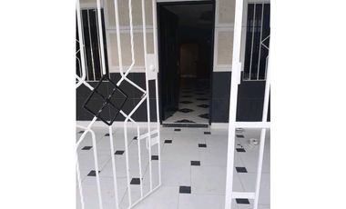VENDO CASA 98MTS, LAS MARGARITAS, SOLEDAD