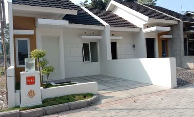 Jual Rumah Cantik Harga Murah Dalam Perumahan Elit Di Prambanan