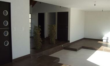 CASA EN VENTA EN PRIVADA, FRACC. PUERTA DEL SOL, CUERNAVACA MOR.