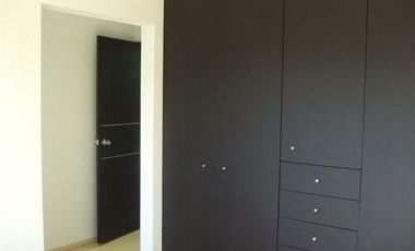 CASA EN VENTA EN PRIVADA, FRACC. PUERTA DEL SOL, CUERNAVACA MOR.