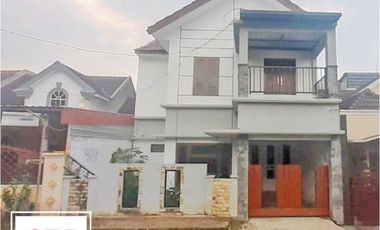 Rumah 2 Lantai Luas 127 di Tidar Estate kota Malang