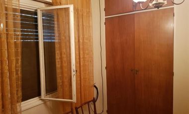 Venta de Chalet Zona La Quebrada, sobre Dastugue 2400.