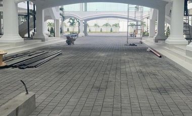 Locales Comerciales en Alquiler en la Aurora